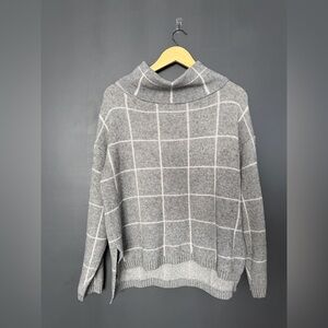 Gray Plaid Women's Sweater